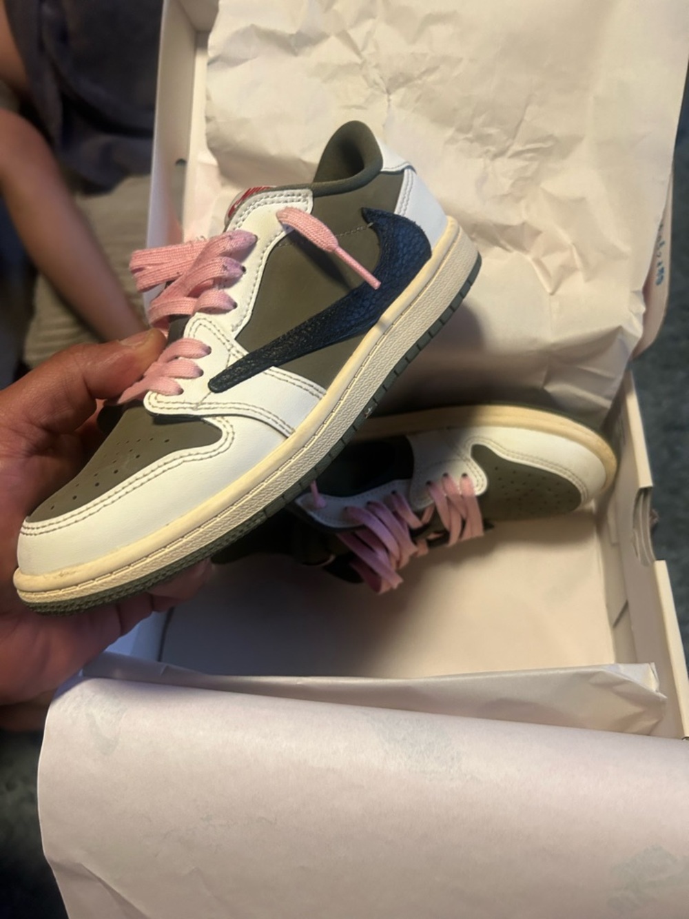 jordan 1low og sp- White, Olive, Navy & Pink